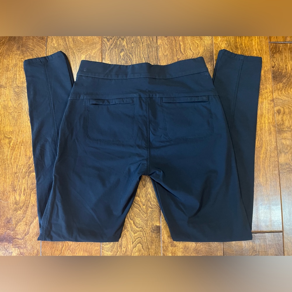 EUC Athleta Women's Wander Utility Pants Size 2 Black - Picture 8 of 9